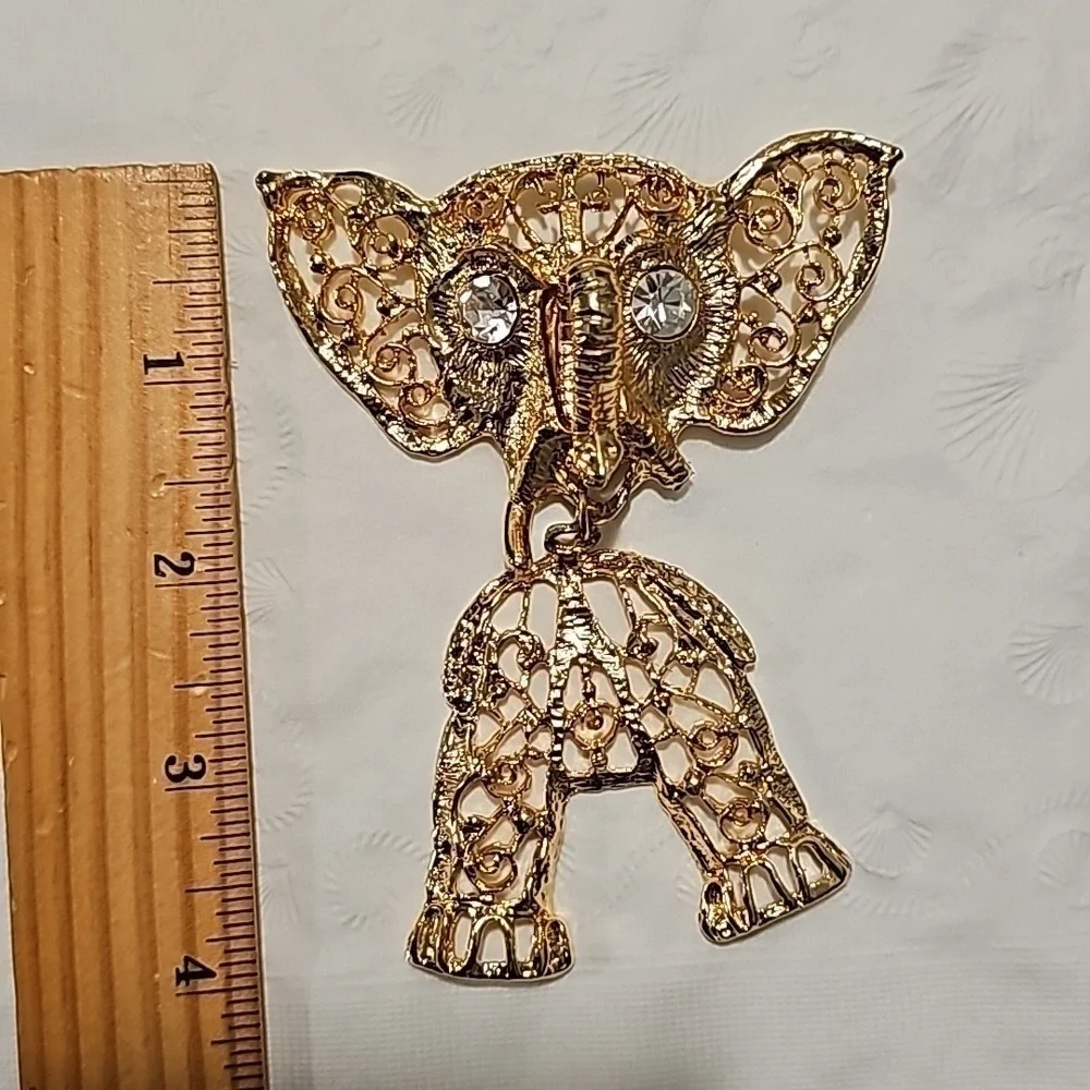 Vintage Elephant articulated Haute Couture Brooch Rhinestones Gold Large Dangle